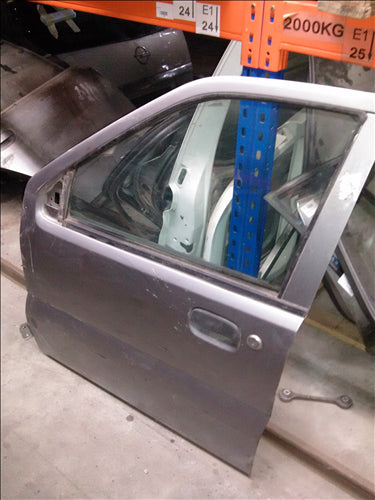 usa stanga fata completa Suzuki Ignis an 2006