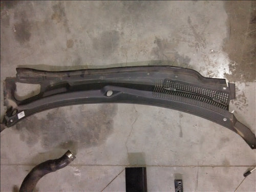 grila parbriz Chrysler 300C, an 2006