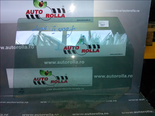 geam usa stanga spate Ford Focus 2