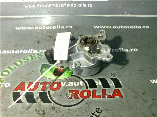 pompa vacuum Opel Vivaro 2.0CDTI an 2010