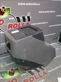 consola intre scaune Mitsubishi Pajero 3, 3.2DID, an 2006