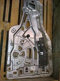 macara usa dreapta fata MAN TG, an 2003