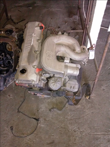 injectoare set si rampa BMW E36 1.6S