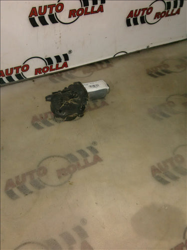 motoras macara stanga fata Dacia Logan