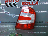 stop dreapta hatchback Skoda Fabia an 2001