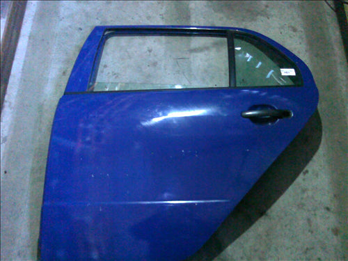 usa stanga spate fara macara Skoda Fabia an 2001 hatchback