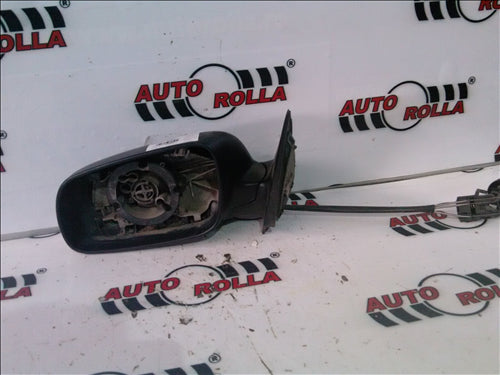 oglinda stanga mecanica fara geam Skoda Fabia an 2001