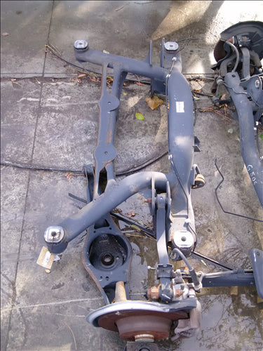 punte spate completa Skoda Superb, an 2011