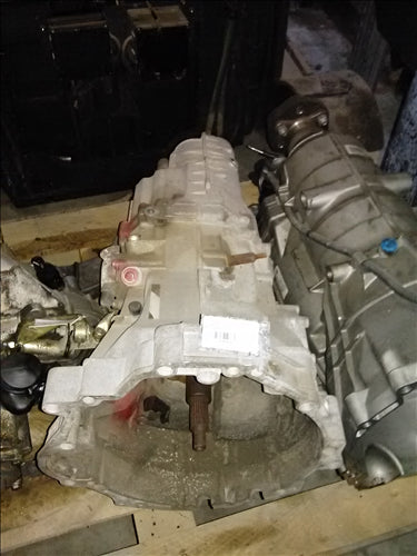 cutie viteze 6 trepte Audi A4, an 2002, 2.0TDI