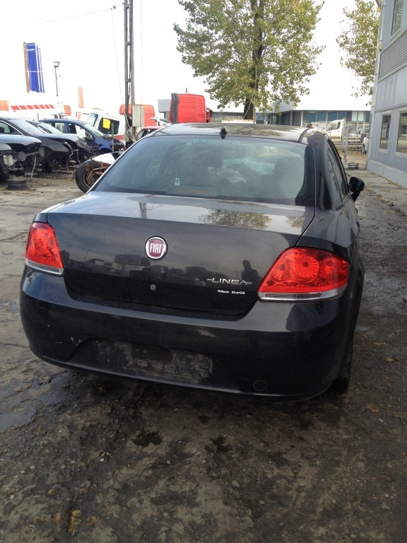 Dezmembram autoturism Fiat Linea 1.2S , an 2008